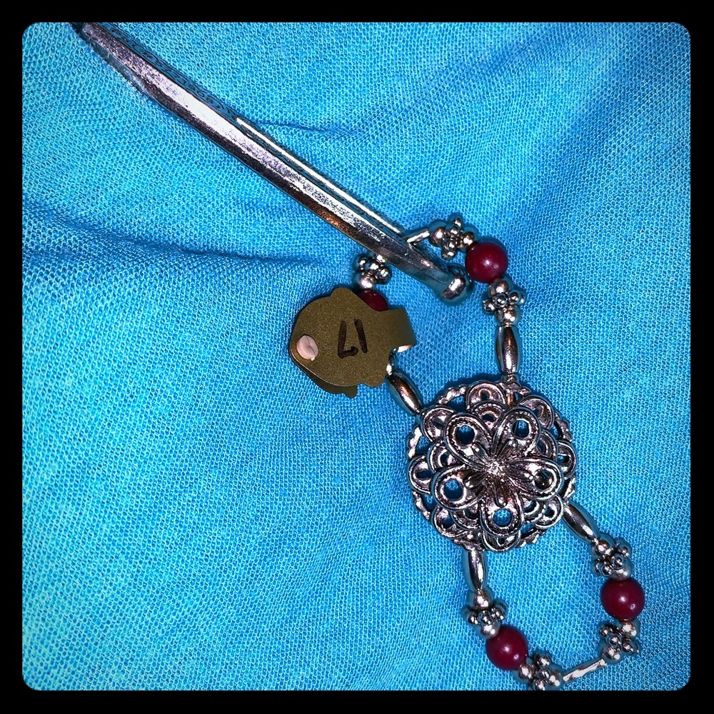 Small size Lila Rose Flexi Clip, dark purple bead